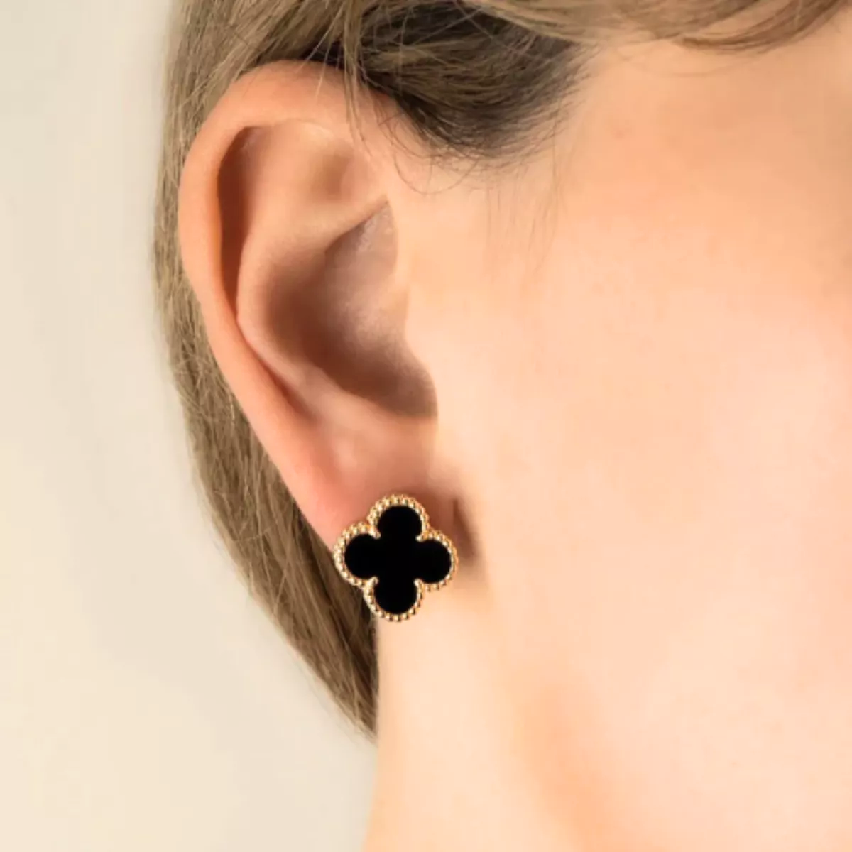 Colar Choker Pulseira Brincos Trevo Virgínia Banho Ouro 18k Preto Ônix Dourado