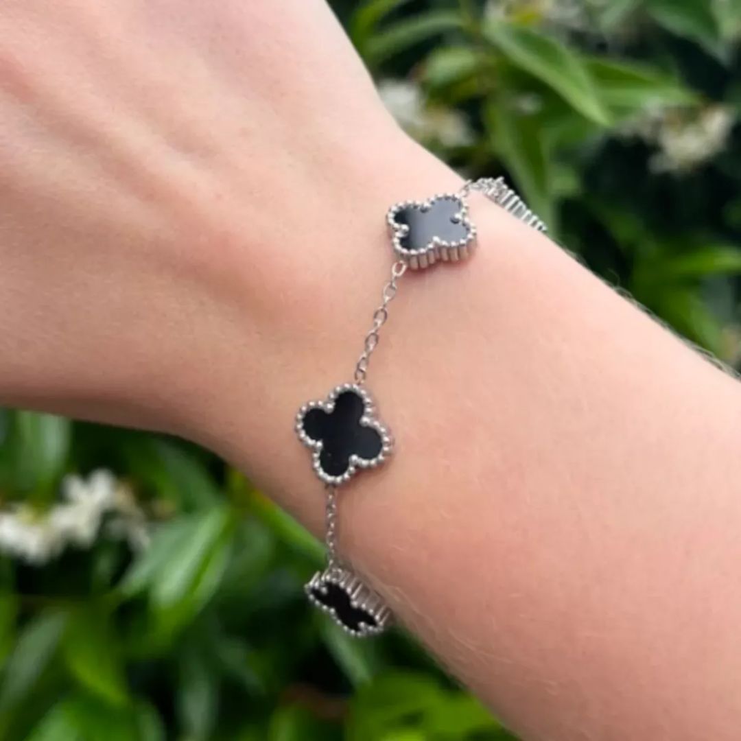 Conjunto Colar e Pulseira Trevos Prata e Preto Ônix